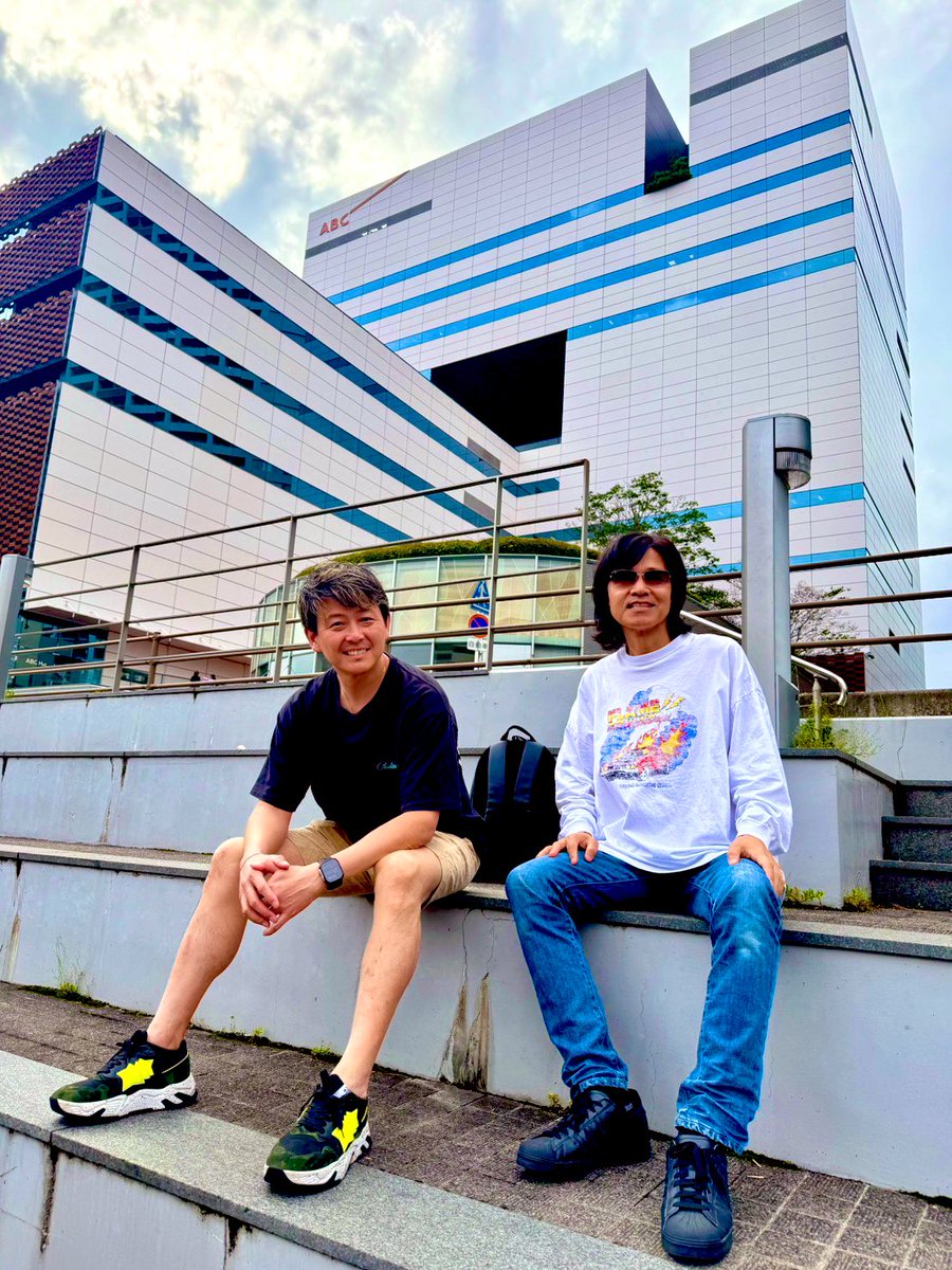 打ち合わせという名目で茶しばいてきました☕️

ということで本日の #大田紳一郎 です。お納めください😏
#SOxDY
<a href="/SOxDY_official/">SO×DY</a>