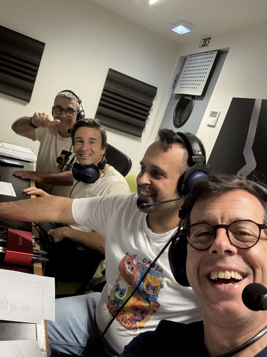 João Amaral (@joaojoaonamaral) on Twitter photo Grazie a tutti coloro che sono con noi! Vamos à sétima do ano! <a href="/oscarondazn/">Óscar Góis</a> <a href="/jcccomentador/">joao carlos costa</a> <a href="/_winway/">WINWAY</a> Lourenço Beirão da Veiga
#DAZNF1 Grazie a tutti coloro che sono con noi! Vamos à sétima do ano! <a href="/oscarondazn/">Óscar Góis</a> <a href="/jcccomentador/">joao carlos costa</a> <a href="/_winway/">WINWAY</a> Lourenço Beirão da Veiga
#DAZNF1