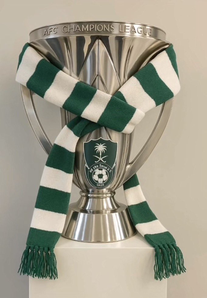 غطت على كل الافراح هالسنه حقيقه يحاول الكثير اخفاءها 😍
#الاهلي_بطل_النخبه_الاسيويه