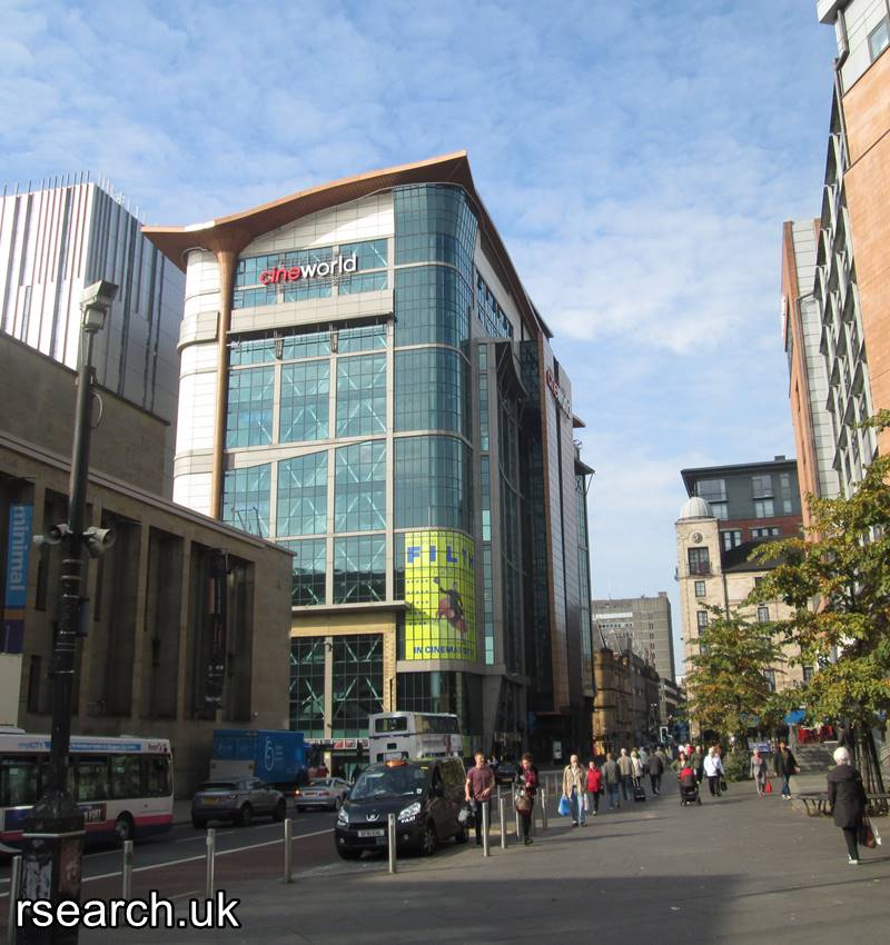 Glasgow History with 28 large images such as Cineworld opened in 2001 as the highest Cinema in the world at 203 feet relevantsearchscotland.co.uk/glasgow.html #Scotland