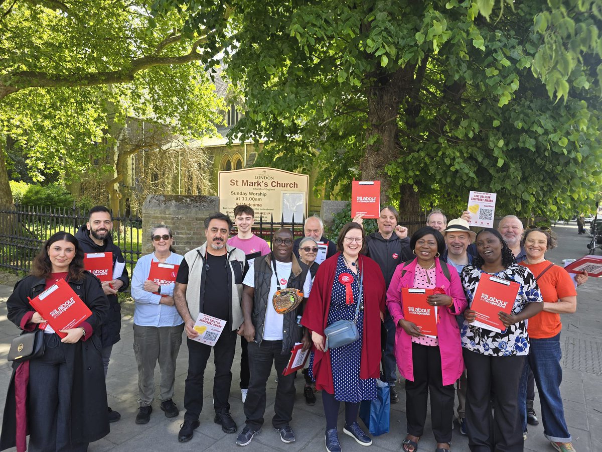 HackneyLabour's tweet photo. Hackney Labour joined local MP Meg Hillier and local councillor Grace Adebayo in Dalston today! 🌹

Residents said they were delighted to see their local Labour team out working hard for them 💪 https://t.co/91rdcXvIsw