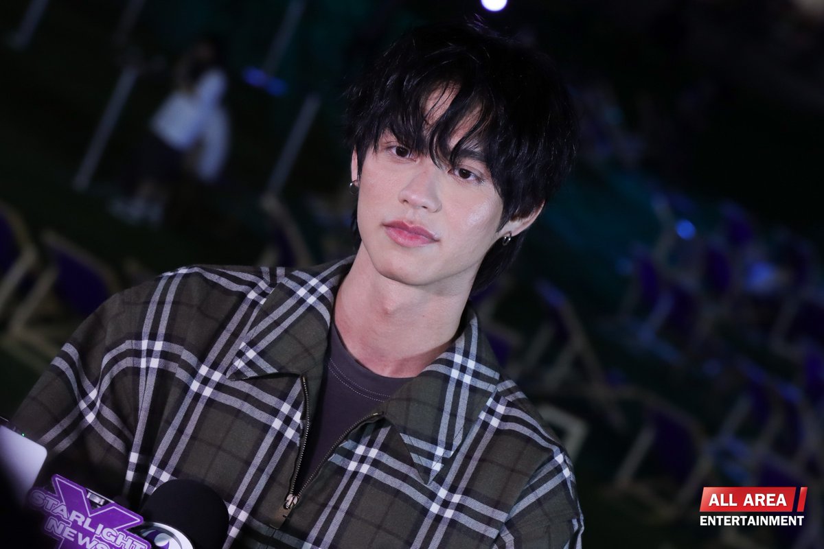 "ไบร์ท วชิรวิชญ์" ในงาน KAWS : HOLIDAY THAILAND 🤍

BRIGHT FOR KAWS

#KAWSHOLIDAYxBRIGHT
#bbrightvc

#KAWS #KAWSHOLIDAY