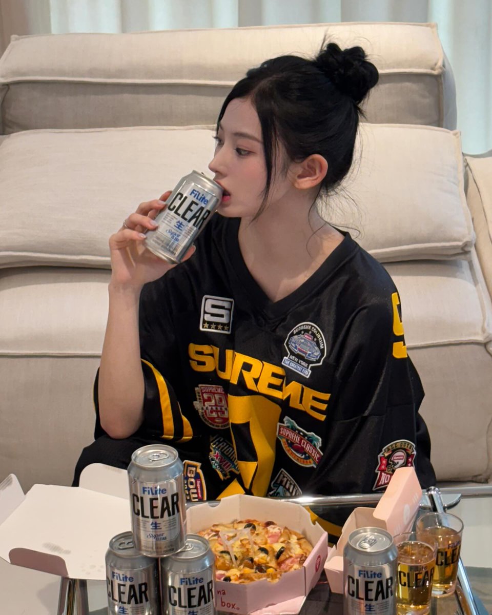 지니 jini tweet media