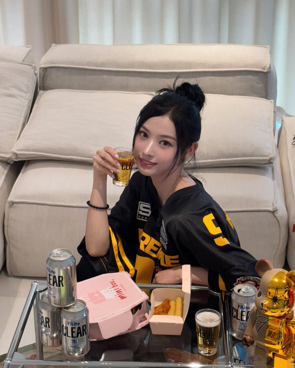 지니 jini tweet media