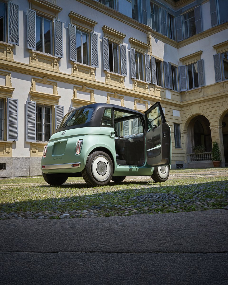 Havalar biraz kararsız ☀️🌧️ ama senin tarzın hep kusursuz!
Yağmur da yağsa, güneş de açsa, Topolino her koşulda seninle!🚗✨

#Topolino #FiatTopolino #çokgüzelbirşey