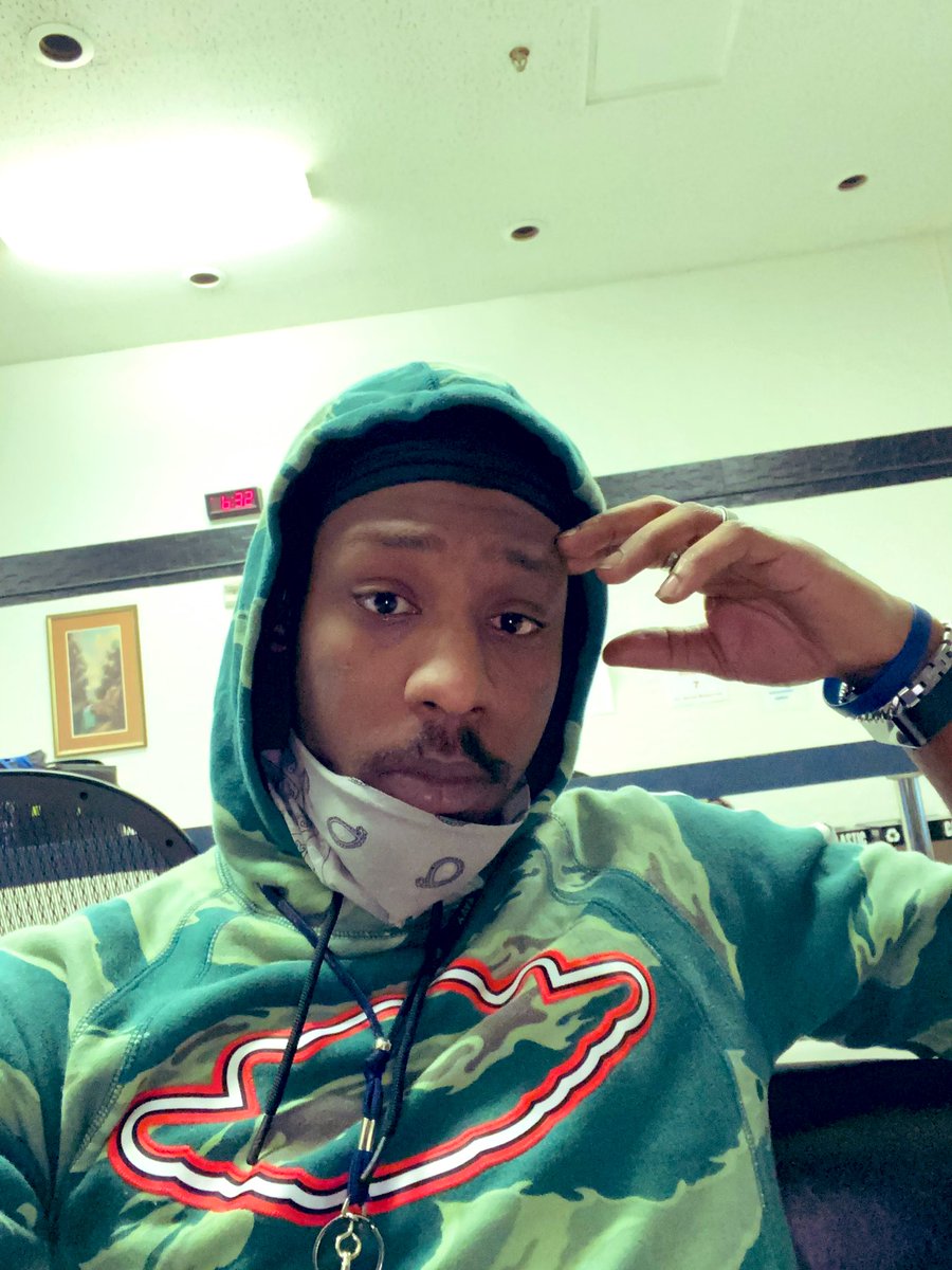 Jamonlemons's tweet image. 