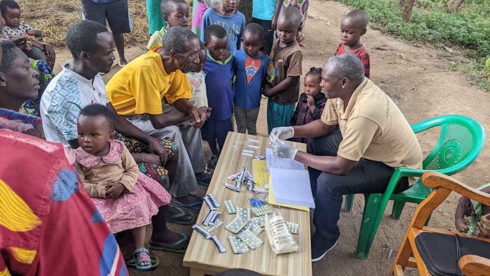 cnjkinyinya's tweet photo. Tariki 16/05/2025 
Urubyiruko rw'abakorerabushake  kubufatanye n'izindi nzego z'urubyiruko mu kagari ka kagugu Twakoze umuganda mu mudugudu wa RUKINGU  wo kurwanya MARARIA @RBCRwanda @RwandaGender @CityofKigali @Gasabo_District @REMA_Rwanda @Rwandapolice @Kinyinya_Sector https://t.co/zjJY1wuTru