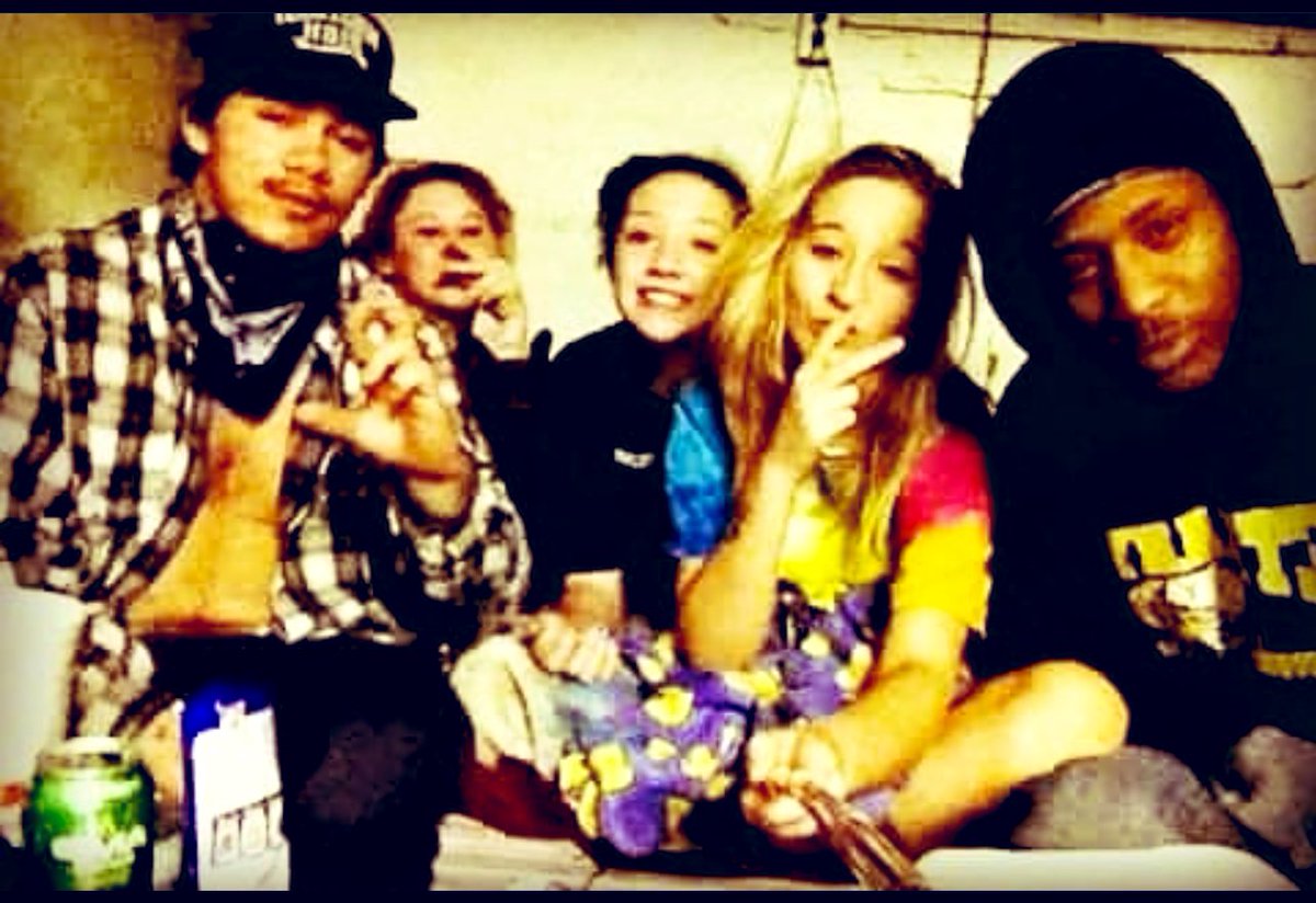 Jamonlemons's tweet image. 