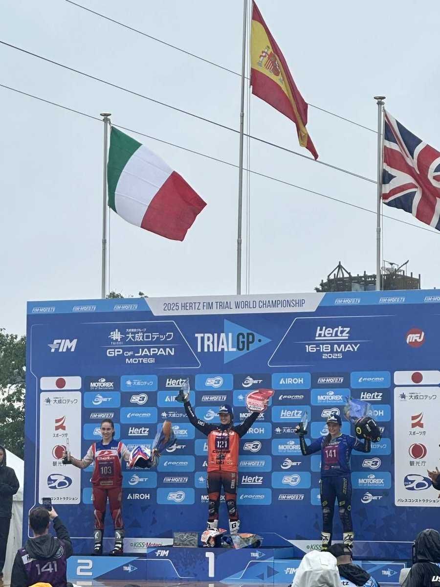 sherco_japan's tweet photo. TRIAL世界選手権日本GP🇯🇵

DAY1.sherco &amp; scorpaチーム

Podium👏

trialgp women

Berta abellan🇪🇸 1位🥇

Kaytlyn adshead 🇬🇧3位🥉

trial2

Arnau farre 🇪🇸3位🥉

#sherco
#sherco_racing_factory
#scorpa
#モビリティリゾートもてぎ
#トライアル世界選手権 https://t.co/3ocx2aYE6m