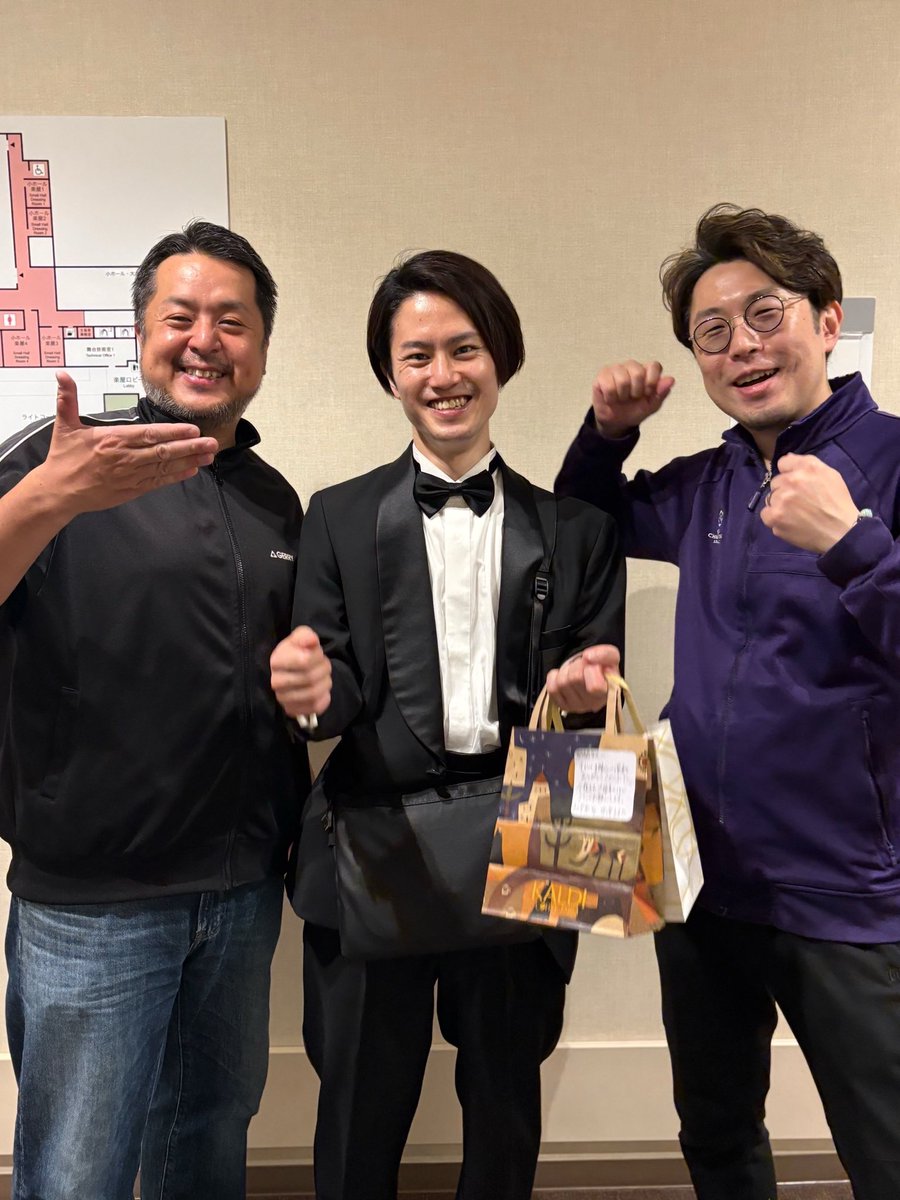 小山弦太郎 tweet media