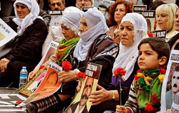 Takvimler yorulduğu mutlu günlerin toplamıdır
#DayıkenSemiyeHafteya1051
#CumartesiAnneleri1051Hafta