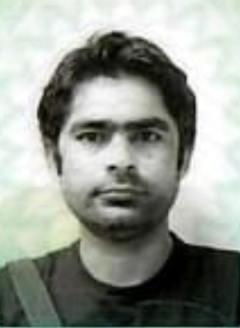 Remember the Pakistani staffer India declared Persona Non Grata.

He was linked to the Jyoti Malhotra/Jyoti Rani spy case. Just read the FIR, &amp; more details in the case. Official secrets Act sec 3, 5 has been applied in her case.

Picture of Ehsan, the Pakistani HC staffer: