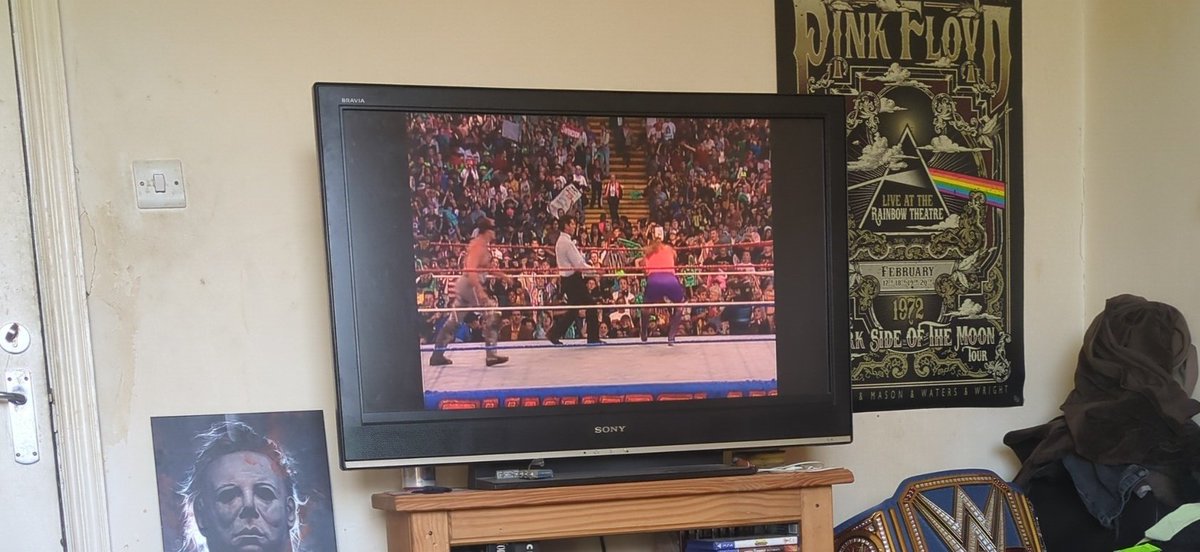 chriseaton92's tweet photo. @SimonMiller316 always good to see a Repo Man match https://t.co/9OeLmMs1up