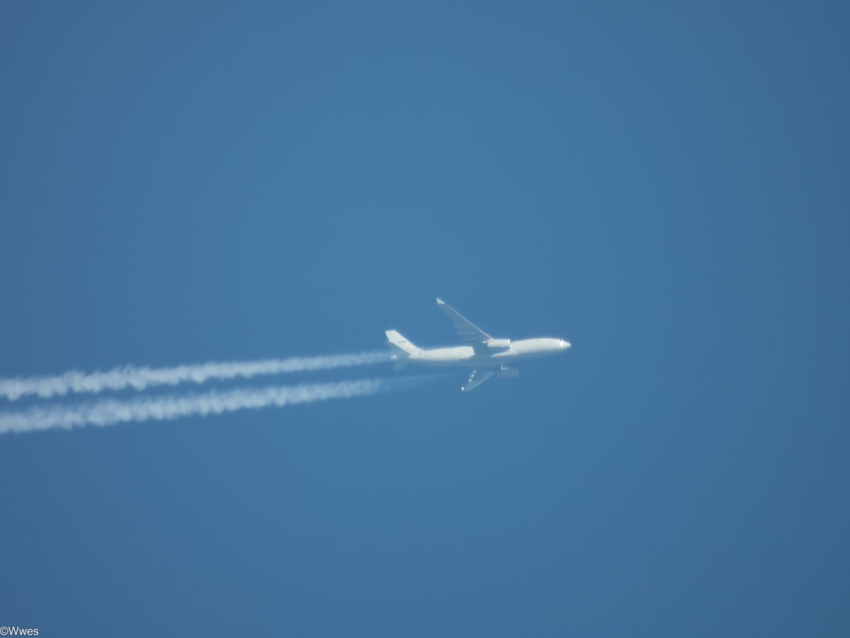 wesleyb1989's tweet photo. May14: #BRS2902 #E49181 (FAB2902) #Brazil #A332
(#NLspot #Planespotting #Nikon #P950 #P1000 #Aviation #Avgeek #ADSB) https://t.co/9MHcz6claI