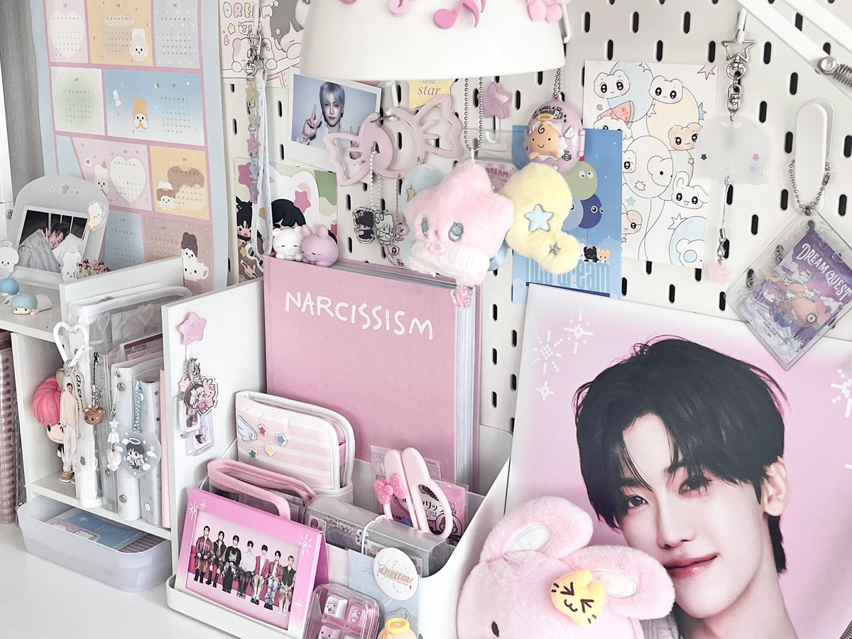 슈슉 ᜊ( ' ⩊ '𖦹)ᜊ˚₊·—̳͟͞͞  ˚₊