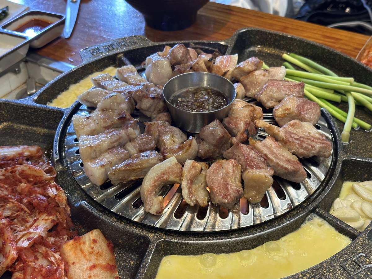 김치킨 tweet media