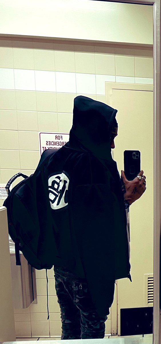 Jamonlemons's tweet image. 