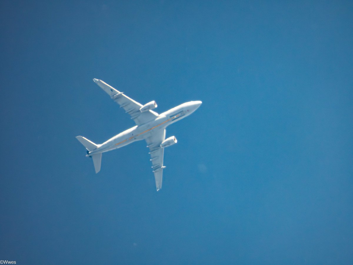 wesleyb1989's tweet photo. May14: #MMF11 (T-054) #RNLAF #A332
(#NLspot #Planespotting #Nikon #P950 #P1000 #Aviation #Avgeek #ADSB) https://t.co/L9d7UVooMa