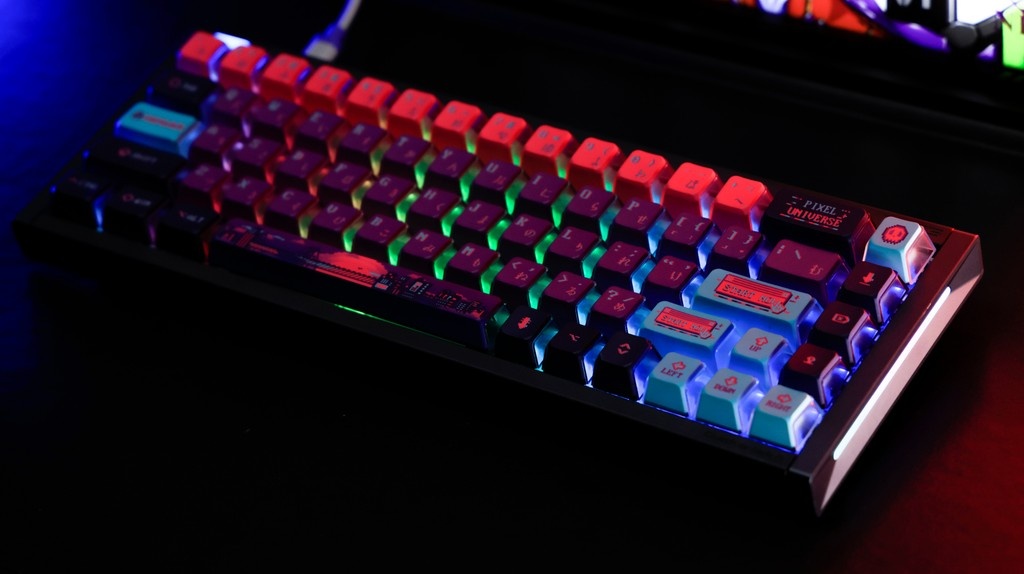 ⌨️Keyboard: NuPhyX ⁠BH65 Magnetic Switch Gaming Keyboard⁠
⌨️Keycaps: Pixel⁠ KOL Profile Dye-Sub Keycaps⁠
⁠
🟪 Retro Pixel style, key by key.⁠
🛒: keytok.com/collections/ke…