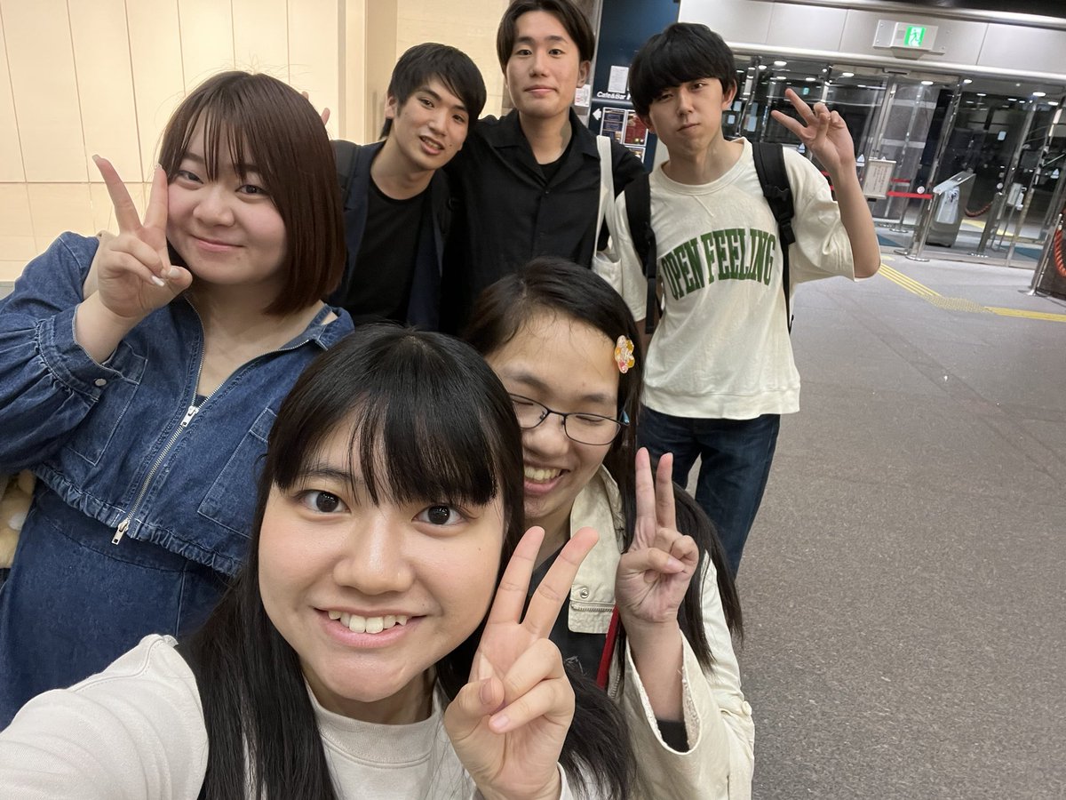 🌸活動報告🌸

こんばんは🌇
昨夜は学生練習でした✨

2曲目の音取りも全パート一通り終わり、次回は合わせに向けた練習を開始する予定です♪今後も精一杯頑張ります😊

#中大混声 #中央大学 #中大 #合唱