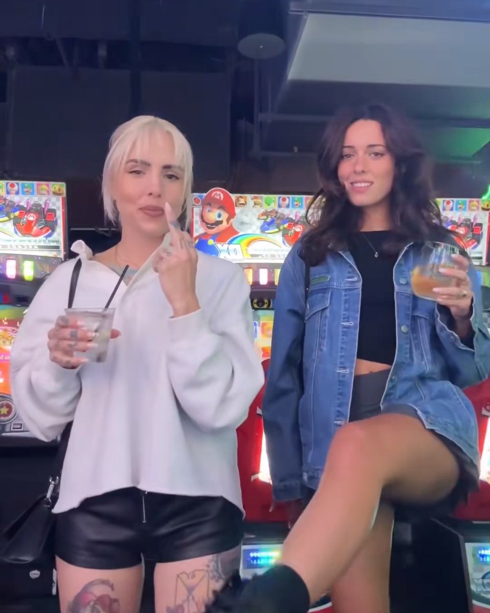 thinkerjas's tweet image. thinking about them