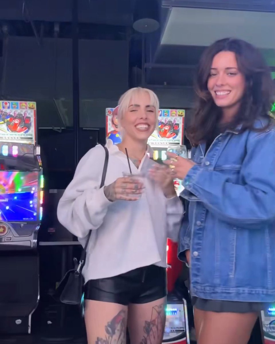 thinkerjas's tweet image. thinking about them