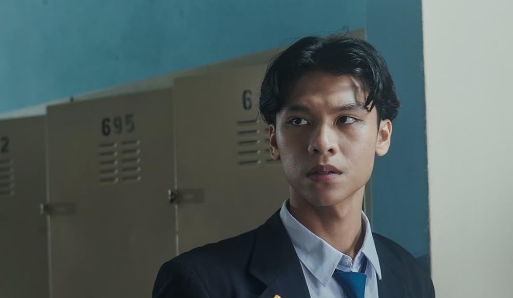 cinemagicmy's tweet photo. Dia ada dekat Anchor SPM, High Council &amp;  Keluang Man. 

Call me delulu but Nadhir Nasar merupakan 'Anchor Being' astro cinematc universe. 

🗿🗿🗿 https://t.co/rHjeJrUebv