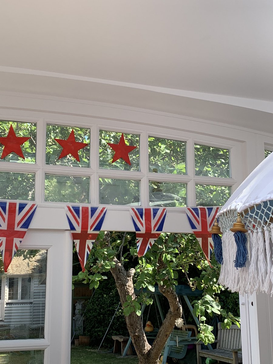 LynnParsonsUK's tweet photo. The Family are #Eurovision2025 READY 🇬🇧🇬🇧🇬🇧🇬🇧🇬🇧🇬🇧🇬🇧🇬🇧🇬🇧🇬🇧🇬🇧🇬🇧🇬🇧🇬🇧🇬🇧🇬🇧🌟🌟🌟🌟🌟🌟🌟🌟🌟🌟 https://t.co/u7CVPjRsB7