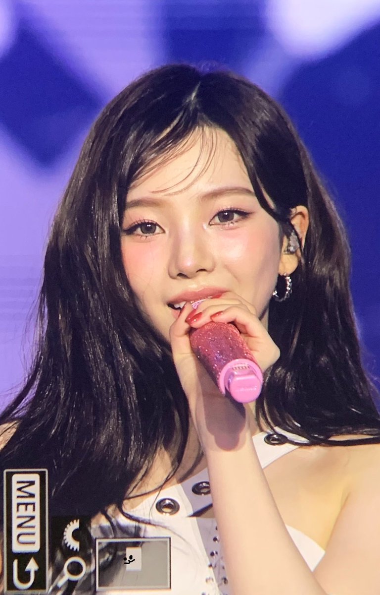 250517 카리나 슈퍼팝✨

#에스파 #aespa #유지민 #KARINA #エスパ #カリナ #슈퍼팝