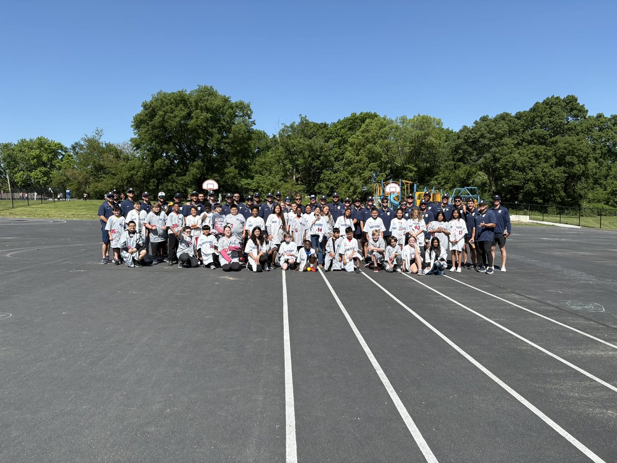 HuffingtonStacy's tweet photo. Good Luck today to the @NCCAAChamps baseball teams. #3TEPride had a blast yesterday. Thank you to the 6 teams that stop by to play with us. Jessup, Judson, Mission, KS Christian, Campbellsville, Concordia! #isdstrong https://t.co/gmeIIwasiw