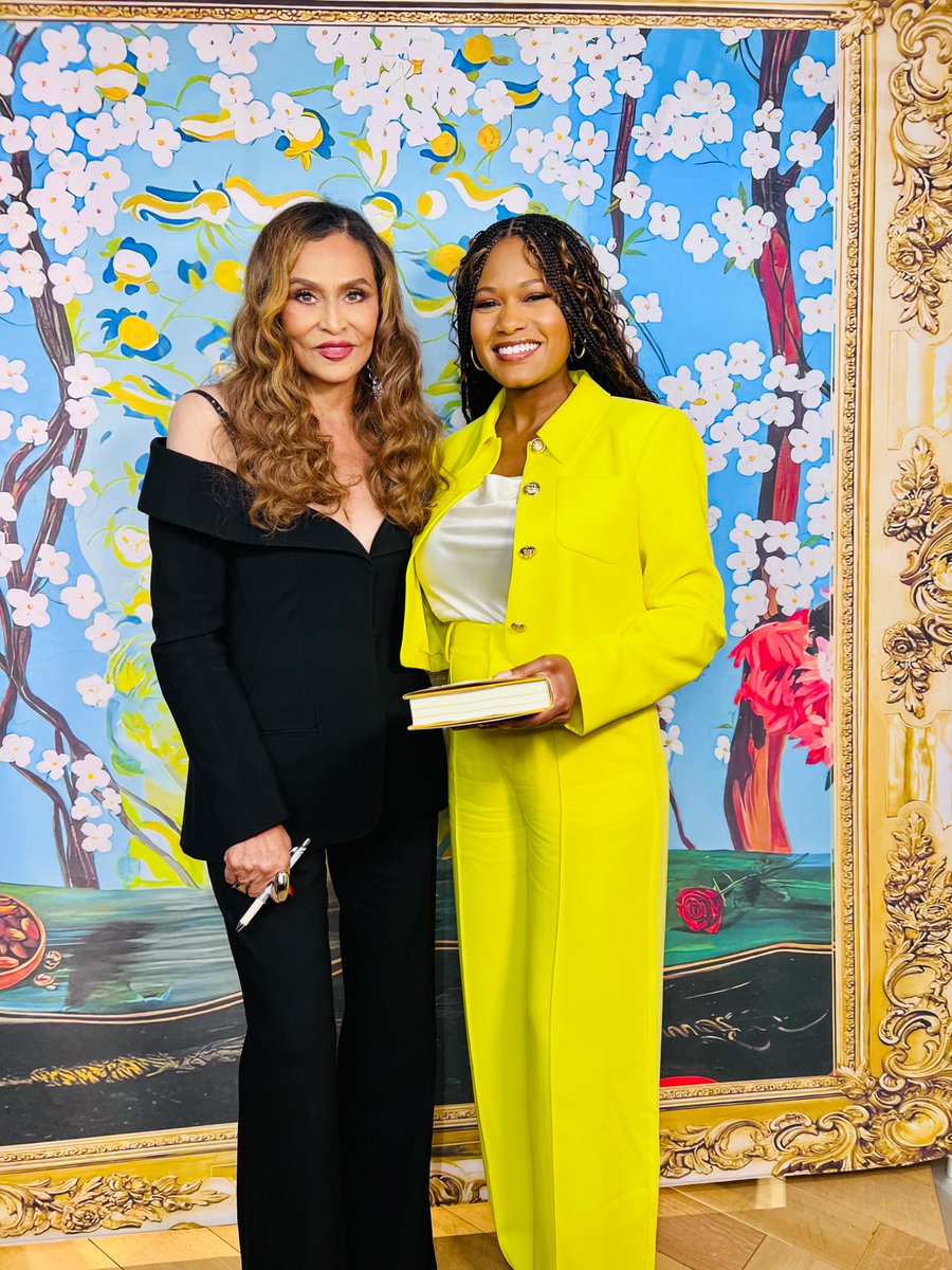 Still on a high from my conversation with Ms. Tina Knowles last night. STAY TUNED 🤩😉🐝 

#tinaknowles #matriarch #staytuned