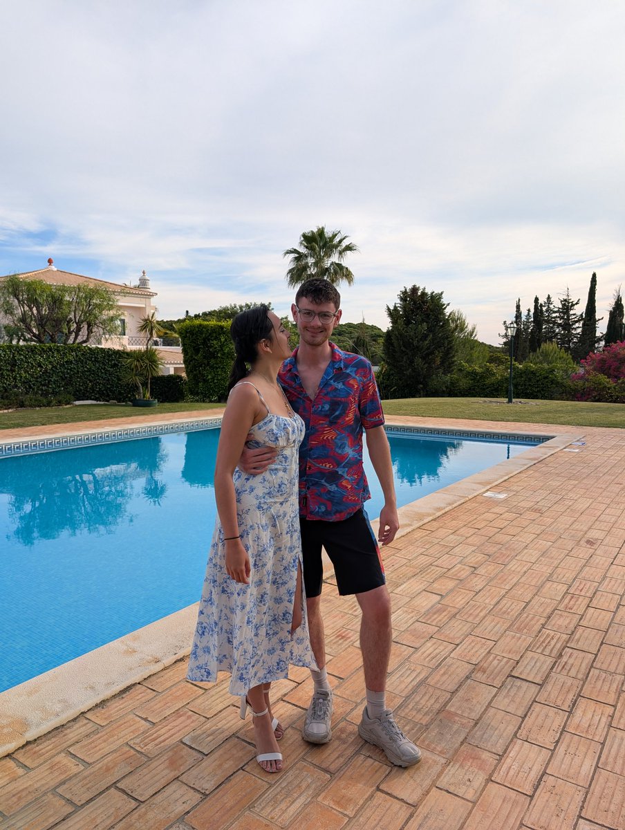 Please don't forget to vote for us in the #SnapAwards2025 awards.snaptogether.co.uk/nominee-109-Su………Message me and I'll send you a thank you nude! 💗

P.s we're currently on holiday but we will reply to messages as soon as we're back