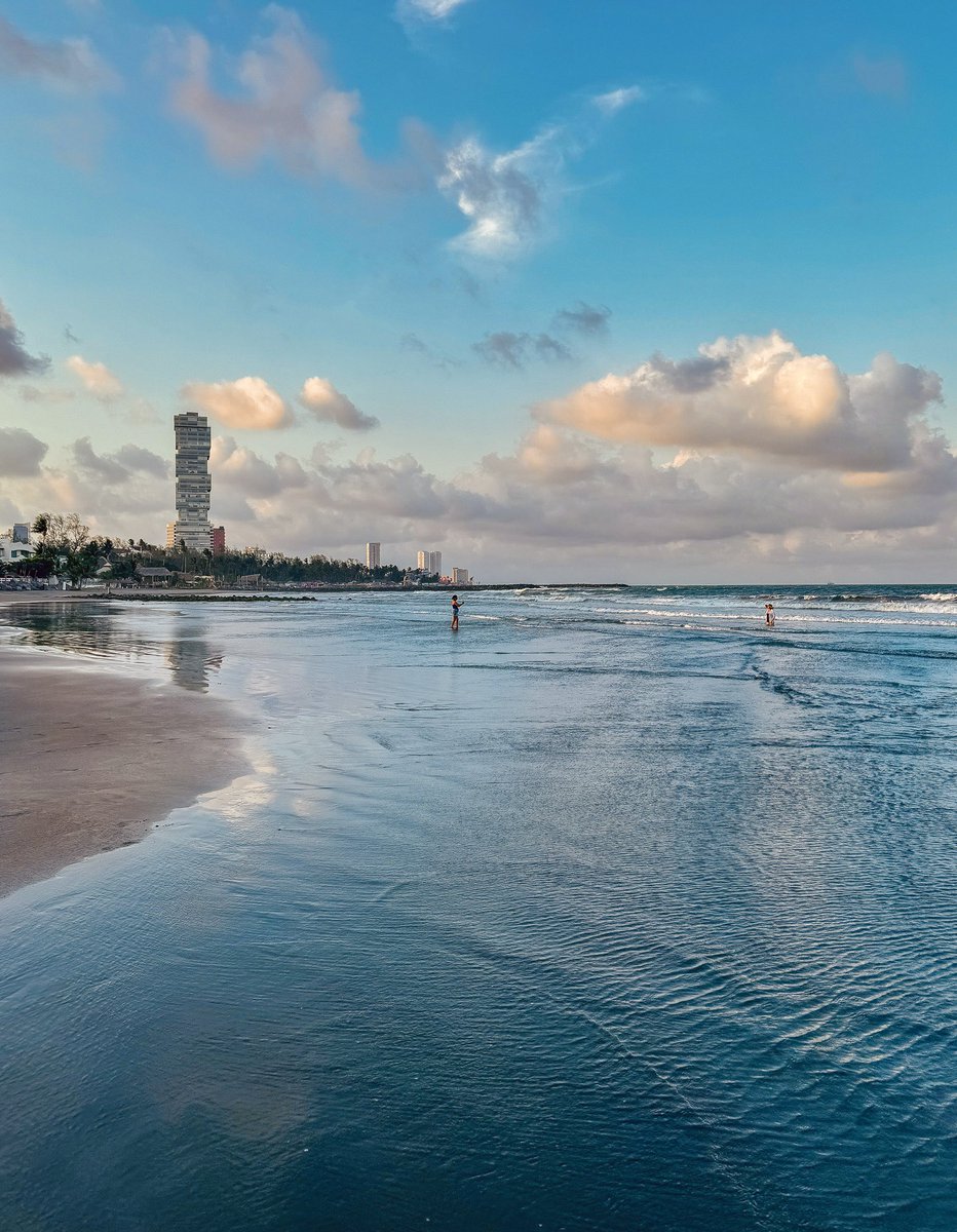 love_veracruz_'s tweet photo. #playa Mocambo😍🌊⛵️🌴 #BocaDelRio #Veracruz buen día mi gente. https://t.co/rImPL0nH0C