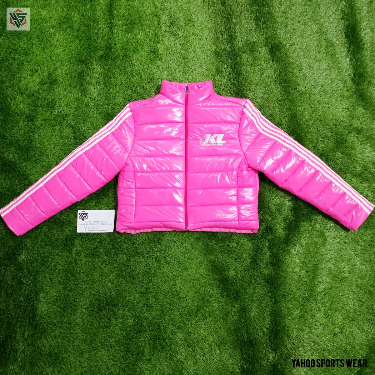 yahoo_wears's tweet image. Final Look – Pink Jacket (Full Picture)

Here’s the Final Beauty!
Front &amp;amp; back views of the final dark pink jacket – ready and glowing!
Embroidered front logo, printed back logo, detailed stitching – all custom-made for you.

Hashtags:
#finallook #customjacket #frontandback