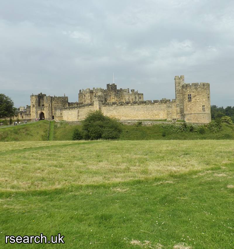 Alnwick Castle and Gardens in Northumberland northeast England for Harry Potter, Archery &amp; more with 22 large images in order such as this one of the castle flickr.com/photos/1515244… #England