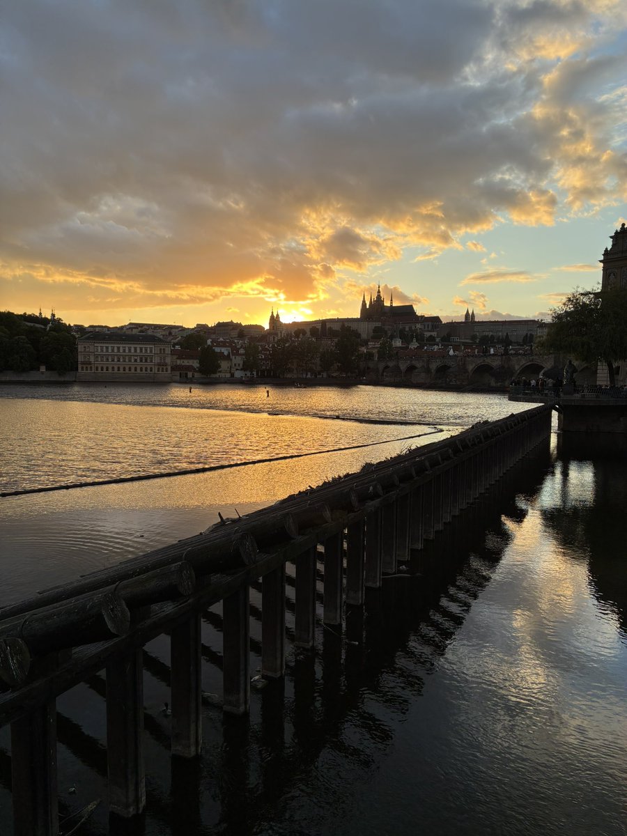 Giorgio Orofino (@giorgio_orofino) on Twitter photo Glad for presenting our work at the <a href="/ConferenceEfi/">EFI_Conference #EFI2025</a> annual meeting in wonderful Prague 🇨🇿 and being awarded with TxMiller Foundation bursary ! <a href="/RaffaellaGrecoM/">raffaellagreco</a> <a href="/vago_luca/">Luca Vago</a> <a href="/CristinaToffal1/">Cristina Toffalori</a> Glad for presenting our work at the <a href="/ConferenceEfi/">EFI_Conference #EFI2025</a> annual meeting in wonderful Prague 🇨🇿 and being awarded with TxMiller Foundation bursary ! <a href="/RaffaellaGrecoM/">raffaellagreco</a> <a href="/vago_luca/">Luca Vago</a> <a href="/CristinaToffal1/">Cristina Toffalori</a>