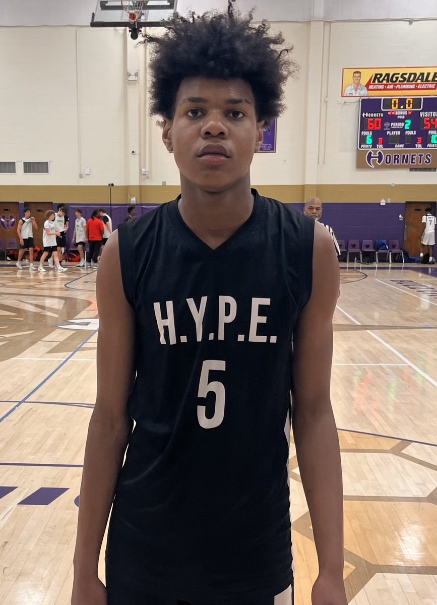 ‘28 Miles Cromwell length and versatility was on full display. The 6’7 wing scored the ball at will from all over the floor and protected the rim at a very high level on the defensive end.

📌 <a href="/MilesCromwell_5/">Miles Cromwell</a> 
📌 <a href="/HypeHawks/">Hype Hawks</a>