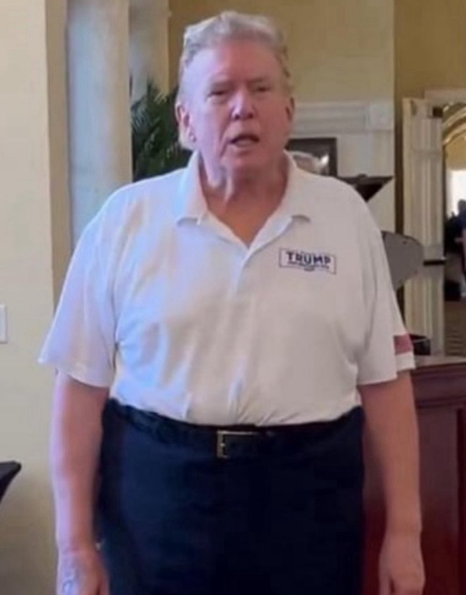 Saying Taylor Swift is “No Longer Hot”…

When you look like this?

Yeah, okay.