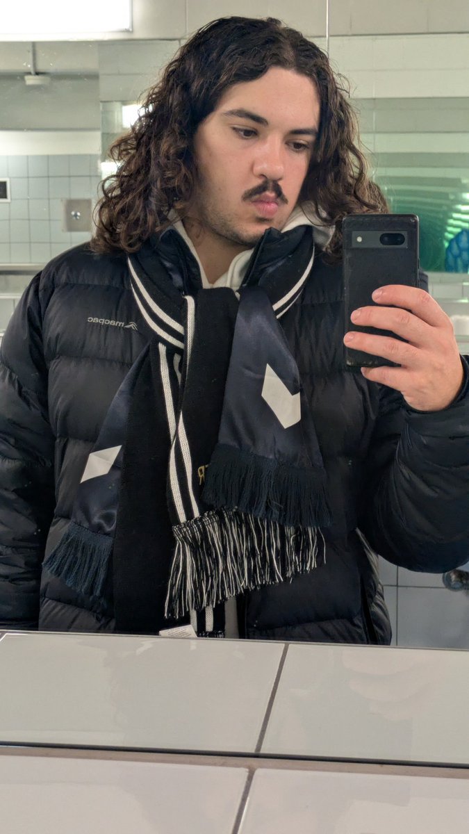 zeccxy tweet media