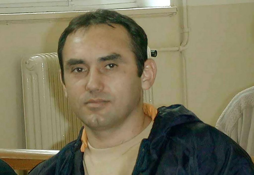 #OtD 17 May 1966 Vassilis Palaiokostas, “the Greek Robin Hood,” was born in Moschofito, Greece. The became famous for robbing banks and the rich and giving to the poor, and repeatedly escaping jail stories.workingclasshistory.com/article/8918/v…