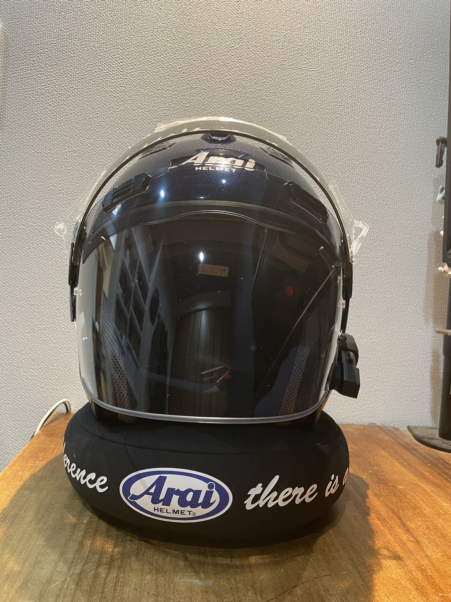 HAL_310rider's tweet photo. つきました!プロシェード👍
ライコランドのスペシャリスト様、ありがとうございました😊👍
最高カッコ良い🙆
あと一つ!コンプリートまで!
#Arai
#VZram
#プロシェードシステム
#グラスブルー
#MOMANH2e https://t.co/P3PzXwgmtD
