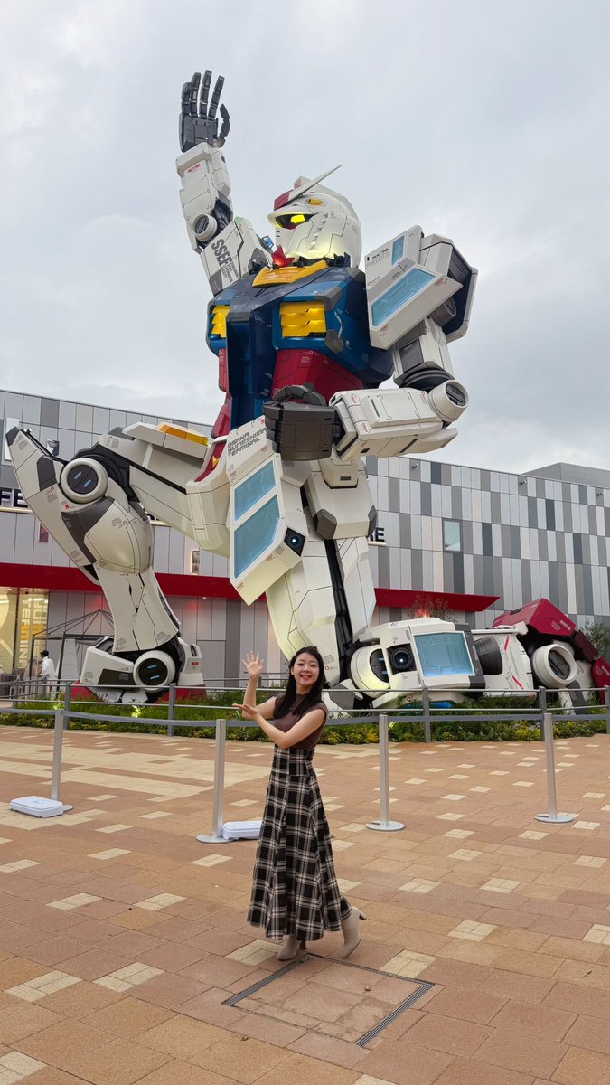 大阪・関西万博🌸！
ガンダムパビリオンは完全予約制のため、思いつきで来た私は入れず…🥲とりあえず当日でも入れそうなパビリオンへ今から行ってきます〜〜☺️☺️