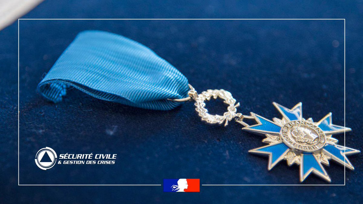 SĂ©curitĂ© Civile (@seccivilefrance) on Twitter photo đIls sont sapeurs-pompiers, dĂ©mineurs, pilotes, membre d'associations agréées, personnels de santĂ© et personnels administratif, leur engagement est aujourd'hui saluĂ©.
đIls sont distinguĂ©s dans la promotion du 15 mai 2025 de lâordre national du MĂ©rite.
đlegifrance.gouv.fr/jorf/id/JORFTE⊠đIls sont sapeurs-pompiers, dĂ©mineurs, pilotes, membre d'associations agréées, personnels de santĂ© et personnels administratif, leur engagement est aujourd'hui saluĂ©.
đIls sont distinguĂ©s dans la promotion du 15 mai 2025 de lâordre national du MĂ©rite.
đlegifrance.gouv.fr/jorf/id/JORFTEâŠ