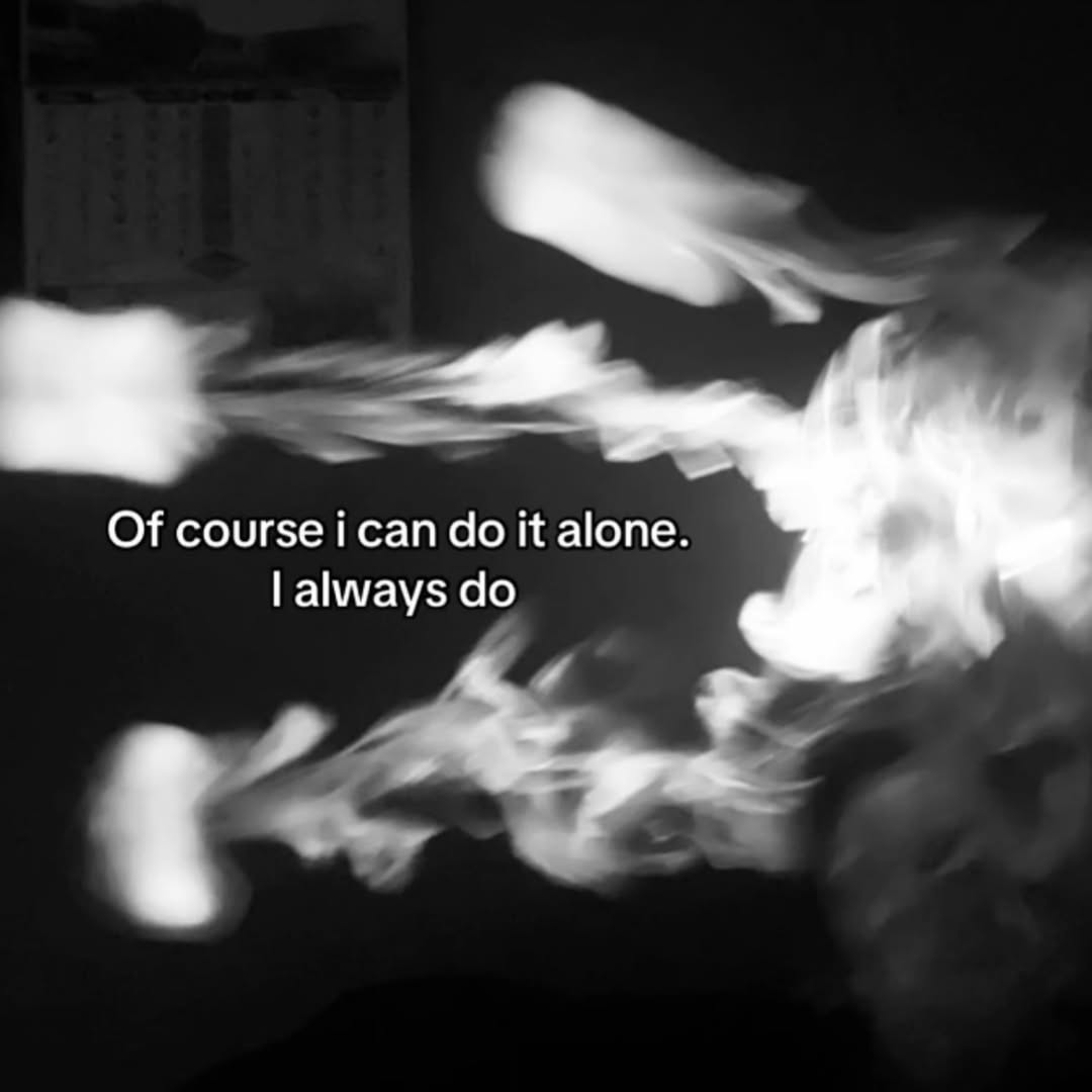 muezza (@runtuhq) on Twitter photo 