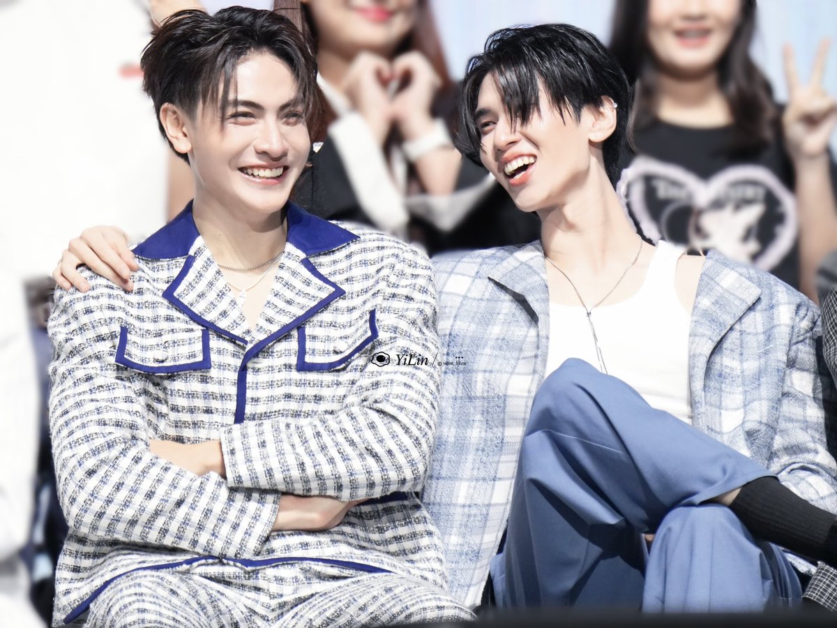 yilin_likeu's tweet photo. 250517

love in eyes🤭👀

JOONGDUNK ADVENTURE🥽
#LOLFanFest2025D1
@dunknatachai #dunknatachai 
@ChenRcj #จุงดัง #joongdunk  #จุงอาเชน https://t.co/ZnoNtWyCy7