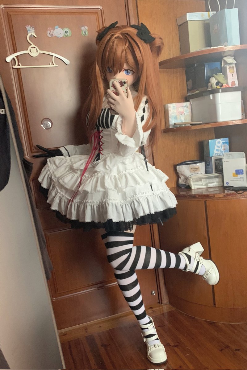 BoboQ404's tweet image. Black  and  White