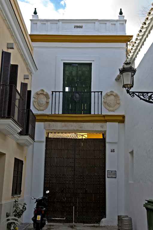 ¡Hoy recordamos este artículo sobre la Casa de los niños expósitos de la ciudad de Écija!

ecijahistoria.blogspot.com/2012/04/casa-d…

#EcijaHistoria