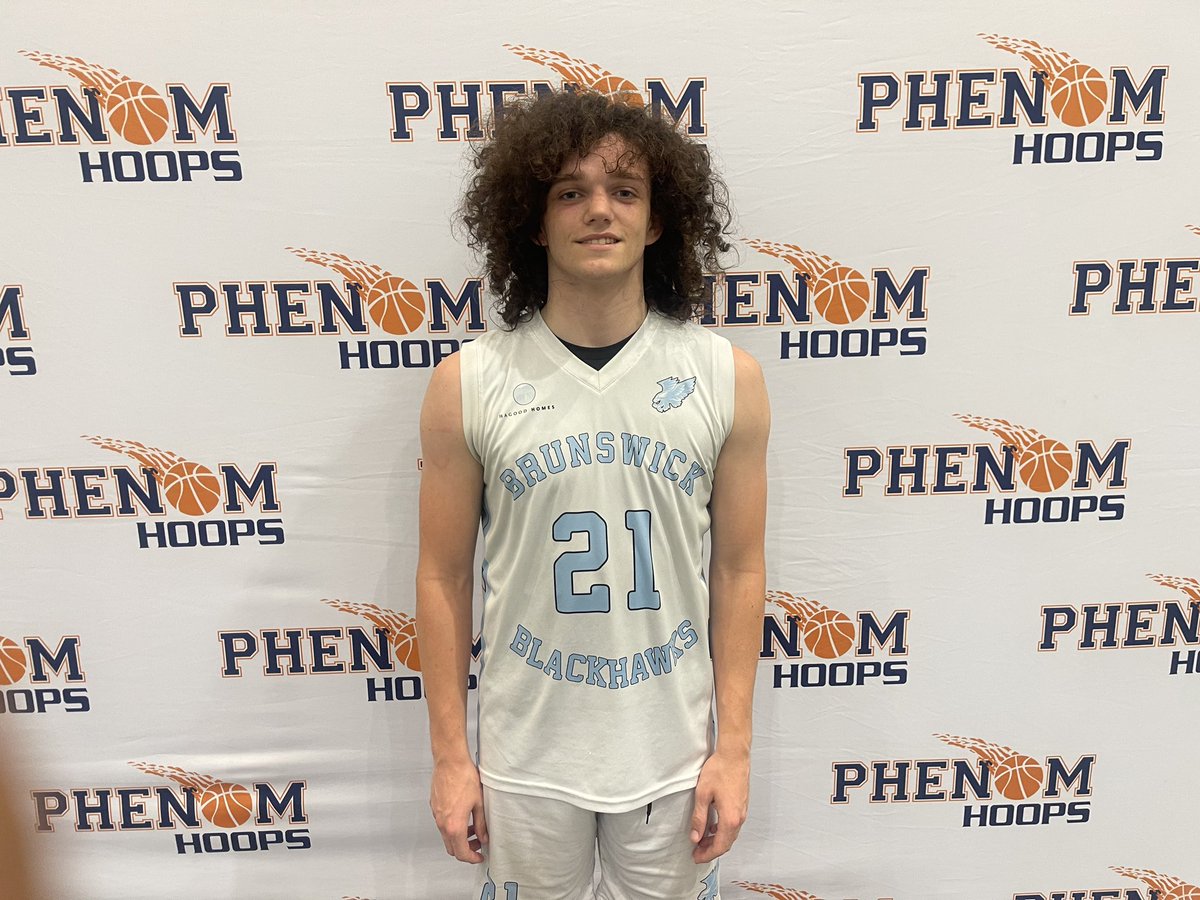 ty1ewis's tweet photo. Gabriel Reilly MVP with 16 points 

Brunswick Blackhawks 53
Team Breakout 14u Henderson 41

#PhenomG3 https://t.co/DpQB7NpKCw