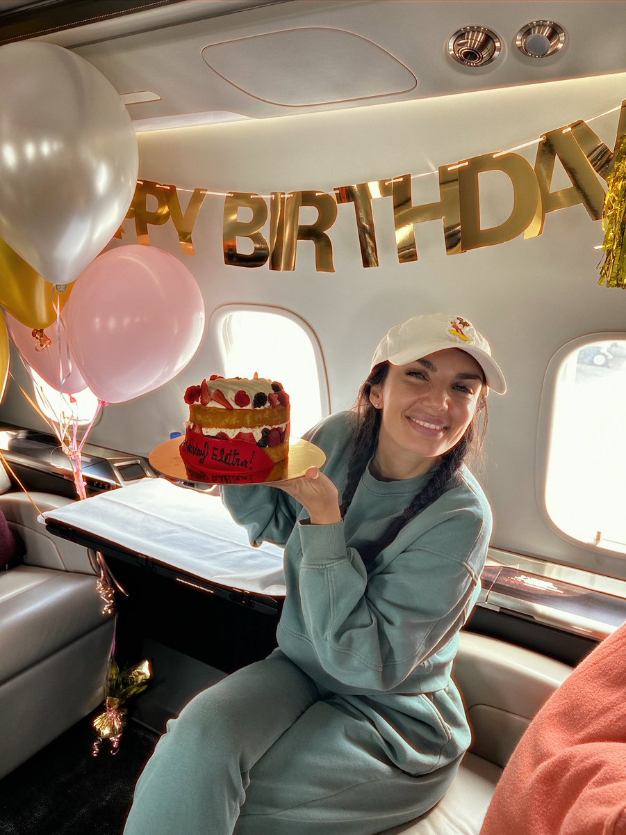 Happy Birthday to meeee🤪🥳🎂♉️🎈🎉🥰🍰