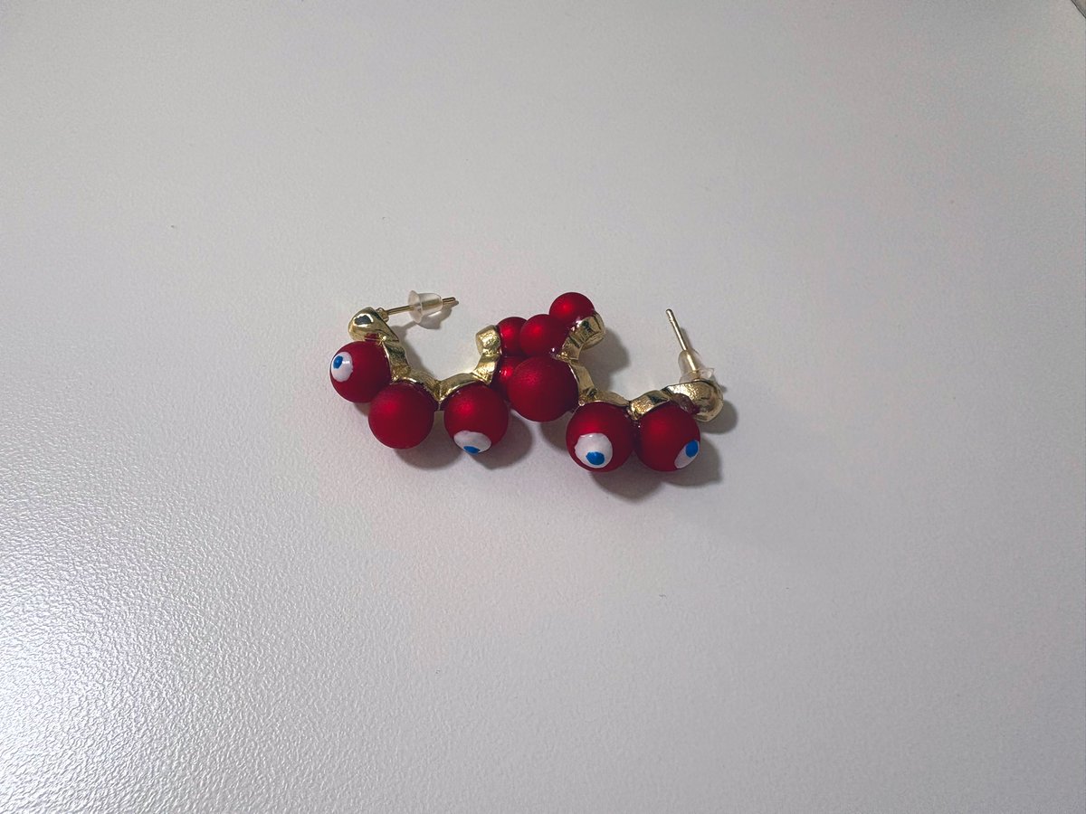 万博が楽しみでミャクミャクピアス作った！！！！！